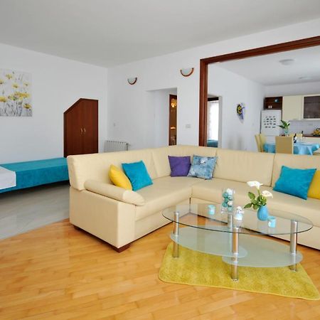 Apartments Roza Trogir Exterior photo