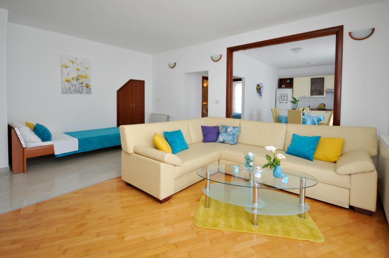 Apartments Roza Trogir Exterior photo