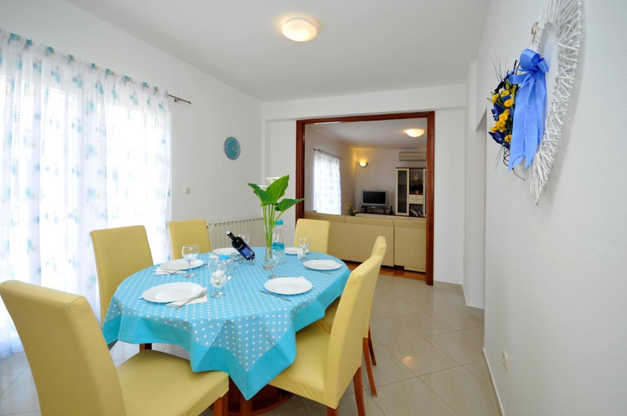 Apartments Roza Trogir Exterior photo